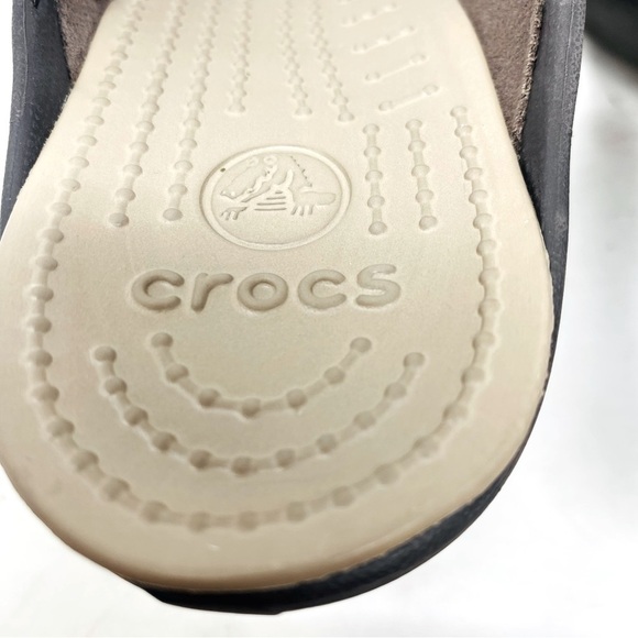 CROCS Brown Cyprus IV Comfort Heel Sandals Size 9 - Picture 6 of 8
